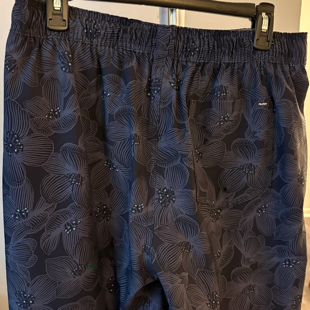 Floral Patterned Men’s Bottoms
